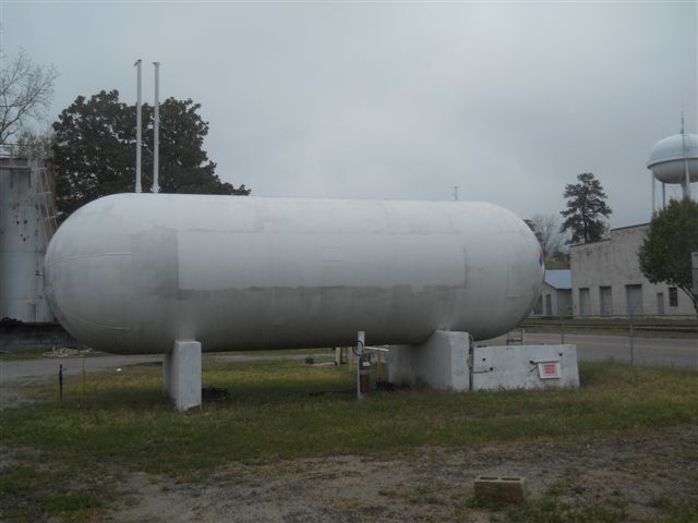 15,000 gallon stubby LP tank