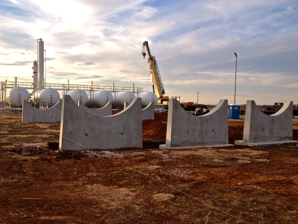 LPG storage tanks - concrete tank piers - installation