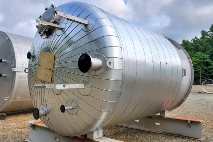 6 - Custom Mix Tanks Fabrication